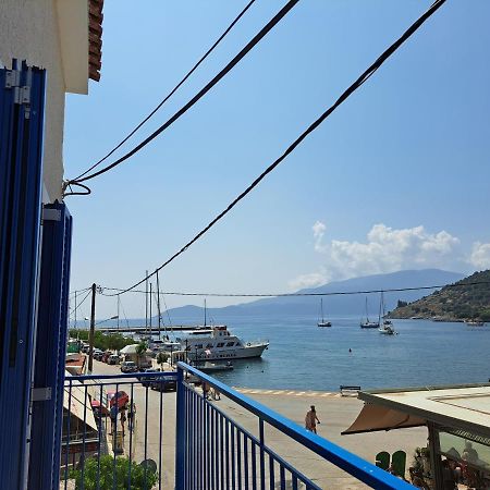 Blue Moon Apartment Agia Efimia Екстер'єр фото