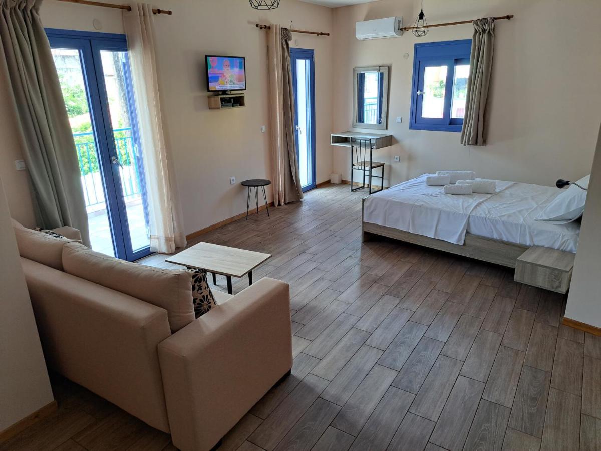 Blue Moon Apartment Agia Efimia Екстер'єр фото
